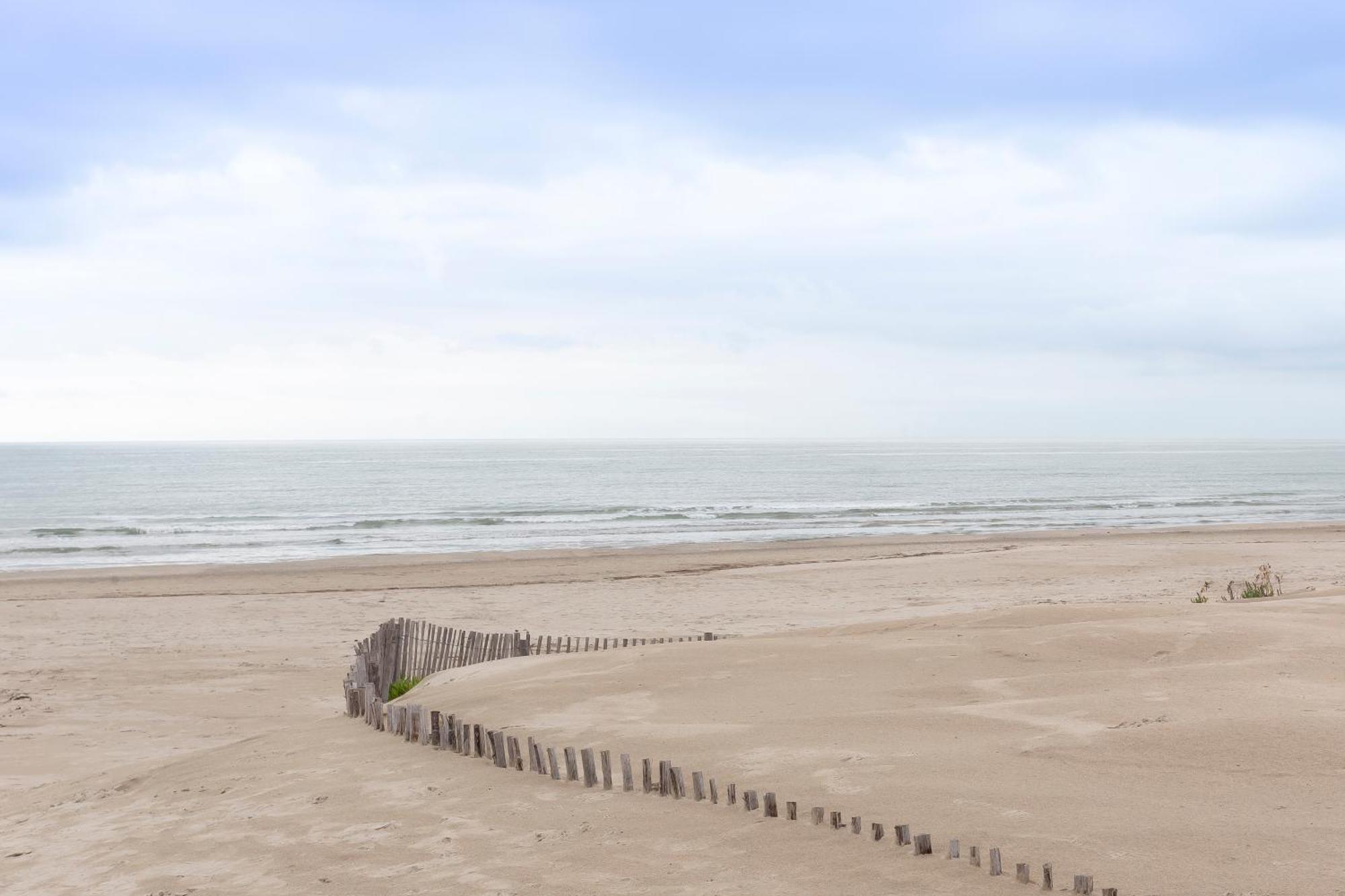 Chez Edouard 362 - Superbe Appartement En Premiere Ligne De La Plage لا غراند موت المظهر الخارجي الصورة